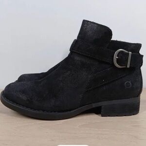 Born Jorgette oiled suede booties 7